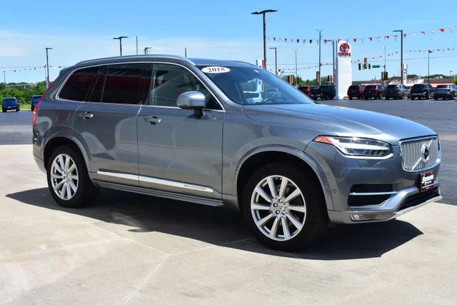 Used 2018 Gray Volvo T6 Inscription image 4