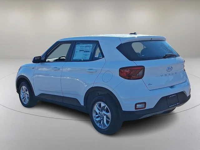 New 2026 White Hyundai SE image 5
