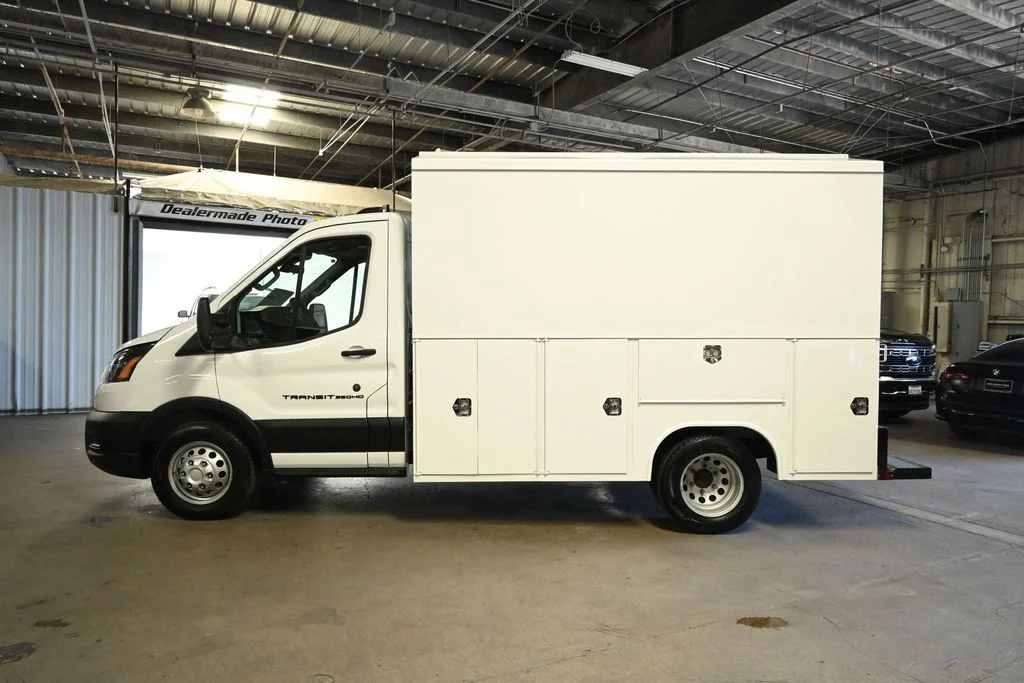 New 2026 White Ford Base image 6