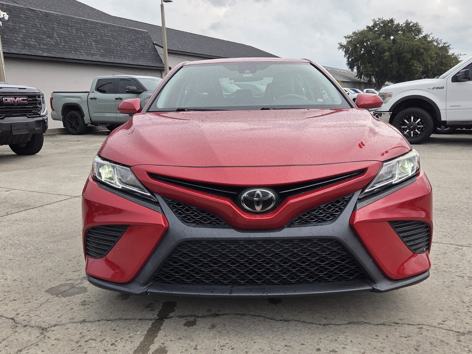 Used 2020 Red Toyota SE image 1