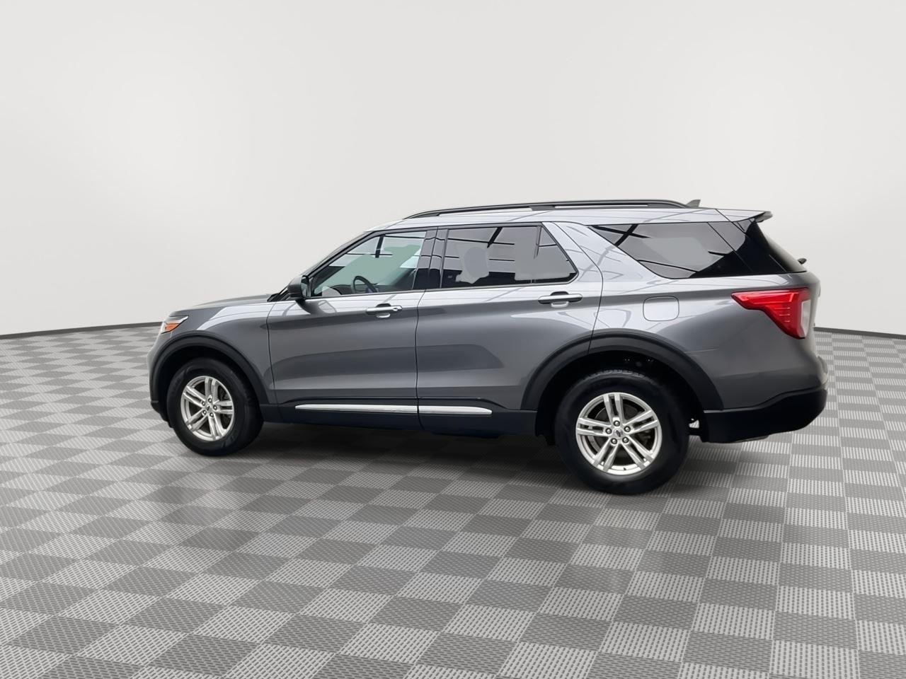 Used 2022 Carbonized Gray Ford XLT image 36