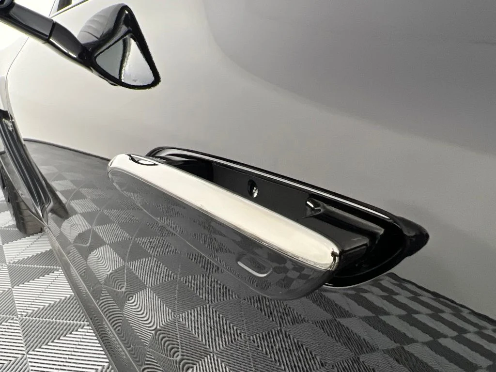 New 2026 Black Mercedes-Benz  image 19