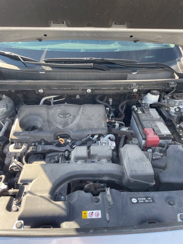 Used 2024 Silver Sky Metallic Toyota XLE image 24