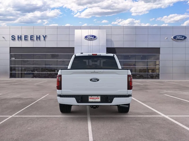 New 2026 Oxford White Ford XLT image 7