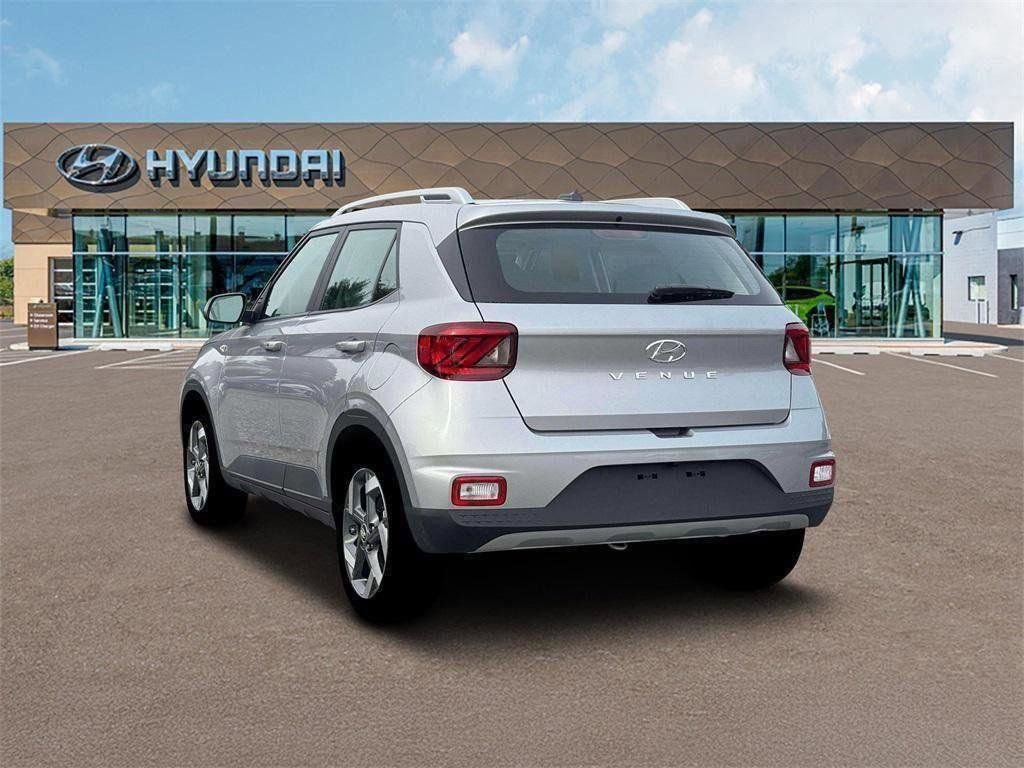 Certified Used 2026 Silver Hyundai SEL image 5