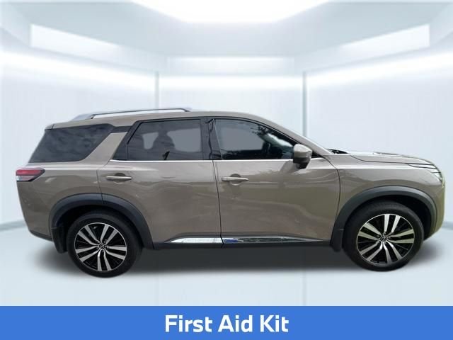 Used 2023 Beige Nissan Platinum image 5