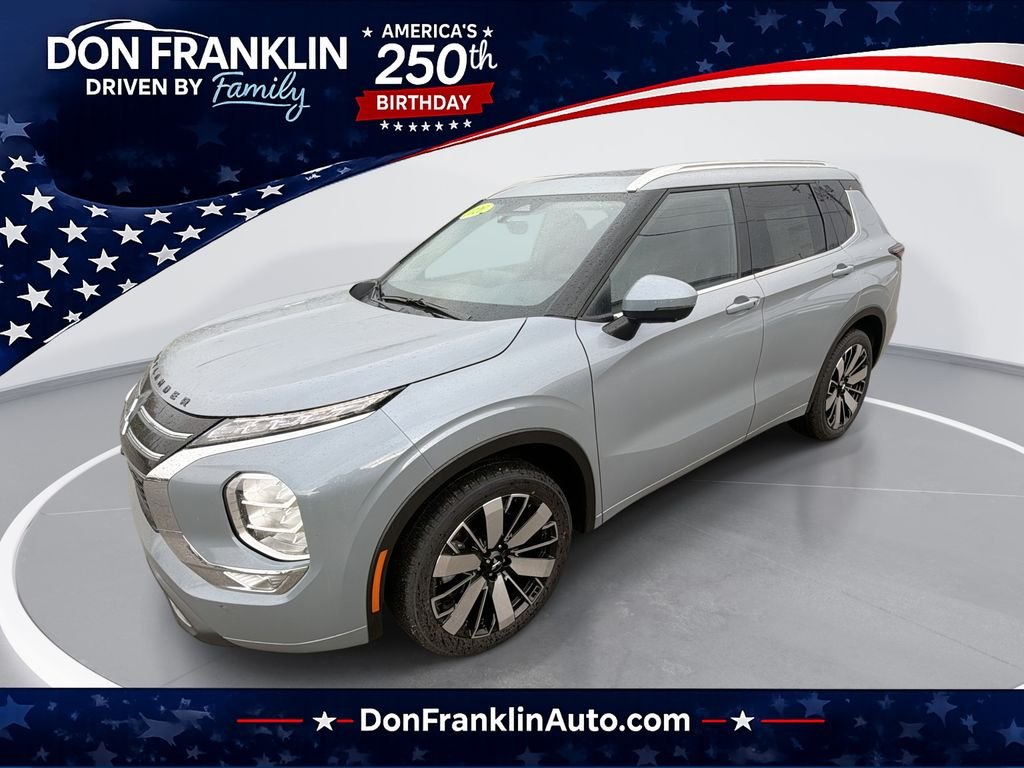 New 2026 Gray Mitsubishi SEL image 1