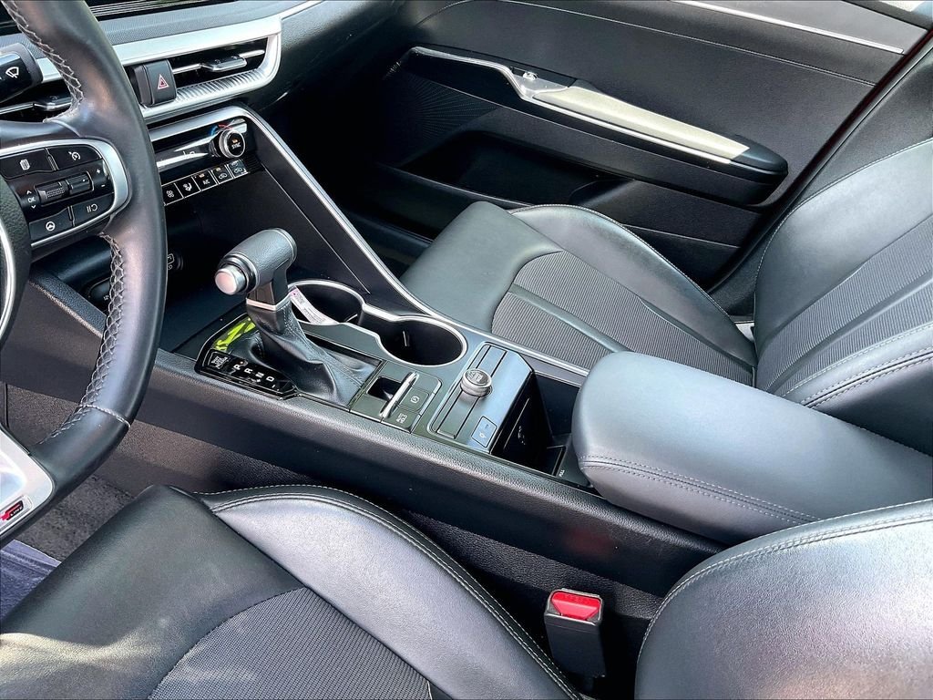 Used 2022 Passion Red Kia GT-Line image 19
