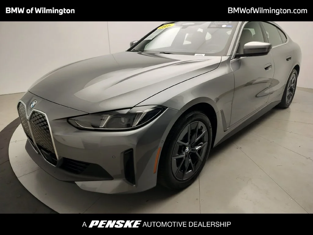 2026 BMW i4 40