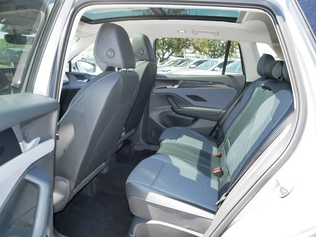 Certified Used 2025 Silver Volkswagen 2.0T SE image 17