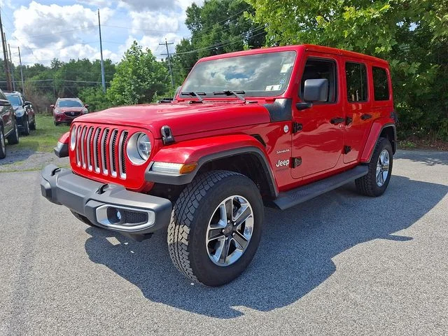 Used 2019 Red Jeep Unlimited Sahara image 3