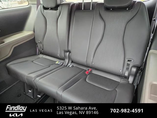 New 2026 White Kia LXS image 17