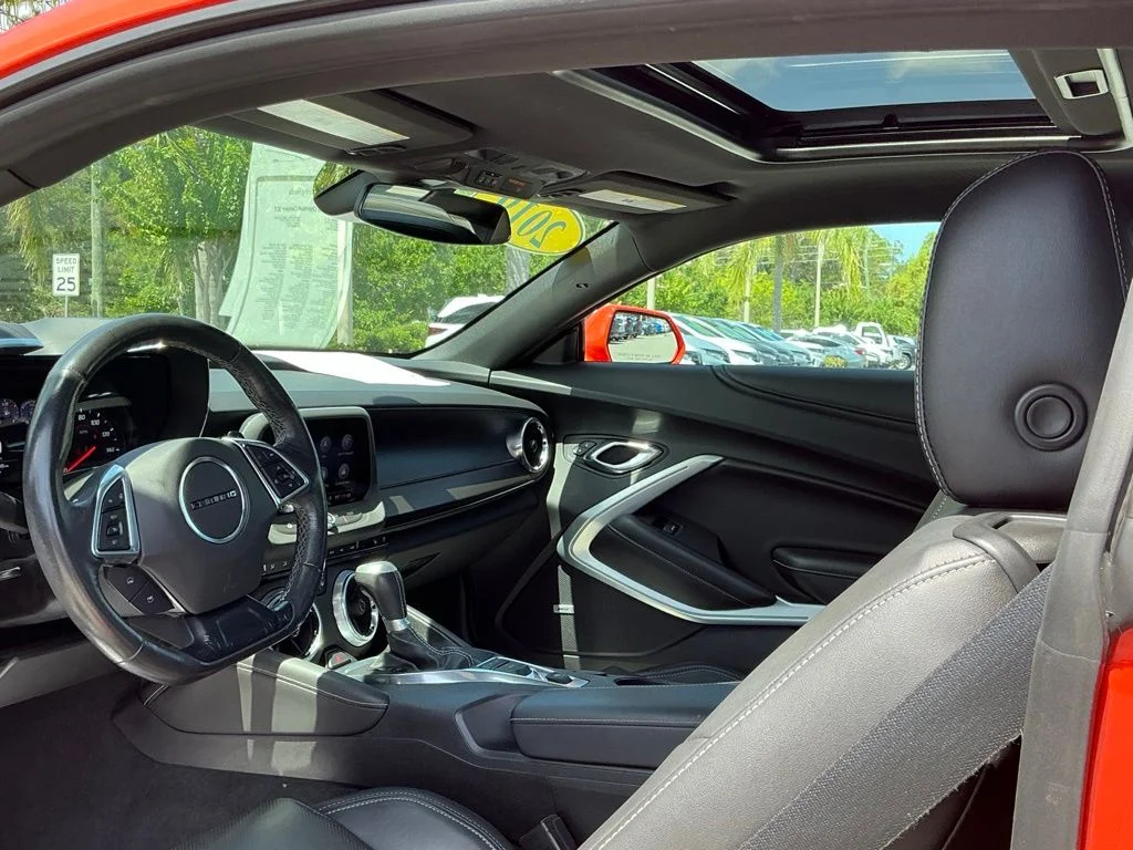 Used 2019 Orange Chevrolet 3LT image 29