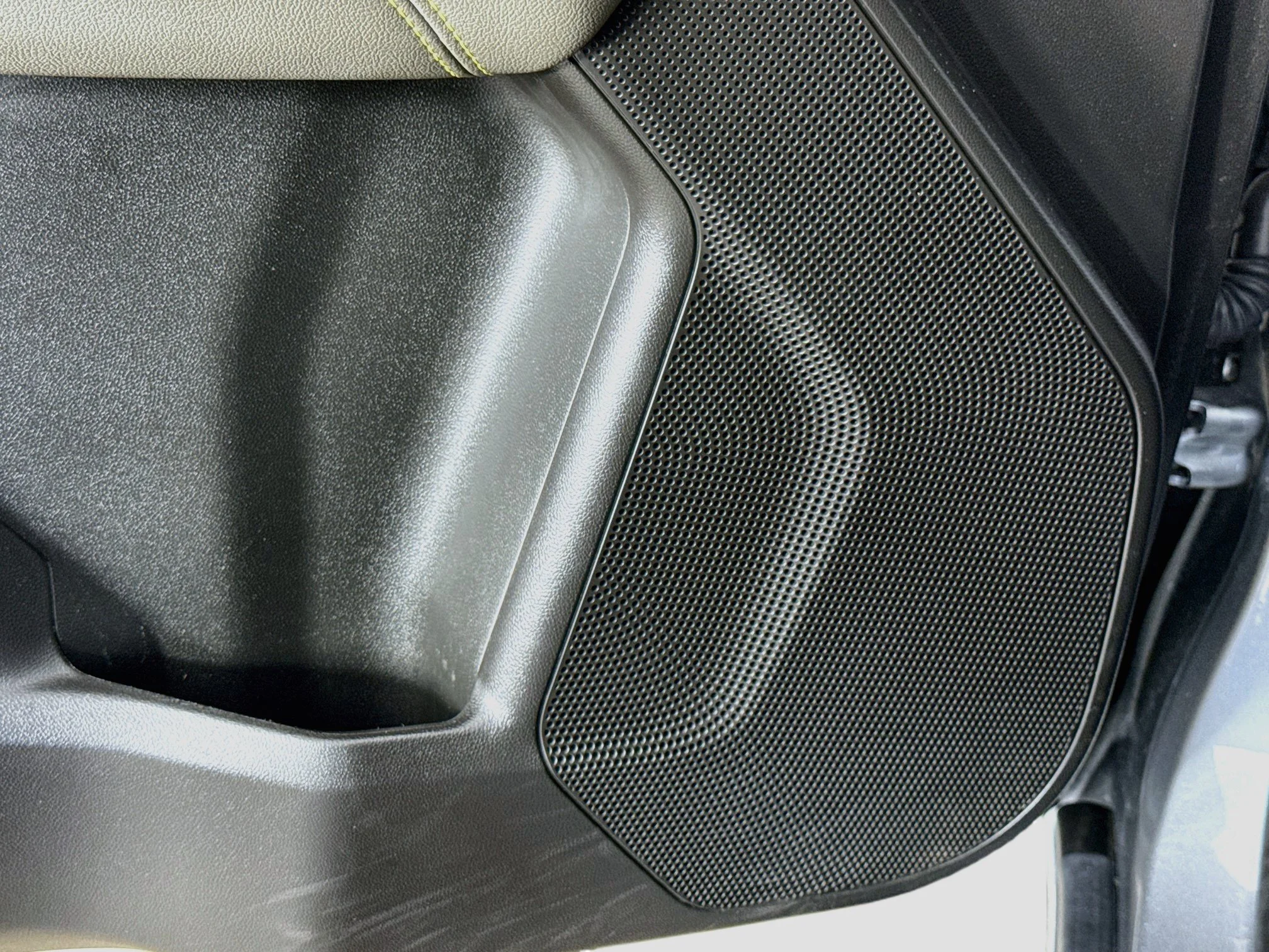 Used 2024 Sterling Gray Metallic Chevrolet ZR2 image 21
