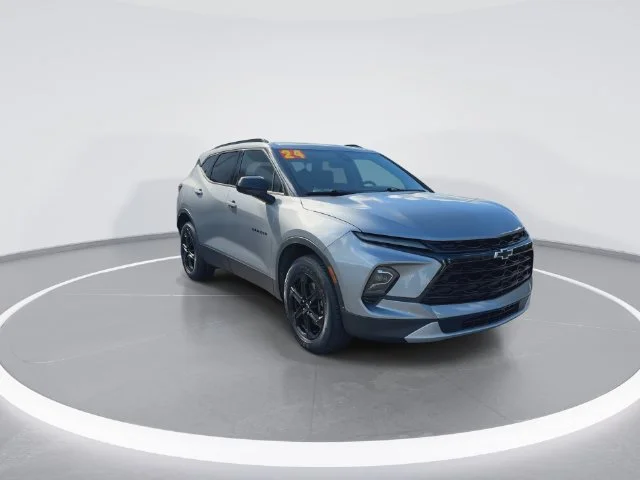 Used 2024 Gray Chevrolet LT image 2