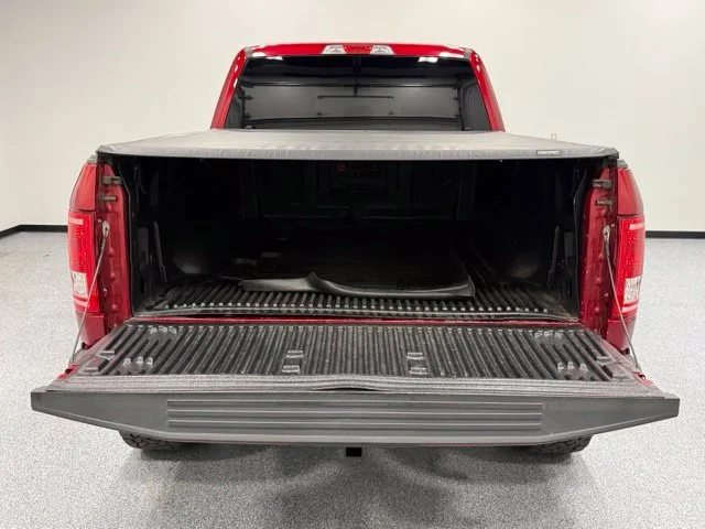 Used 2017 Red Ford XLT image 8