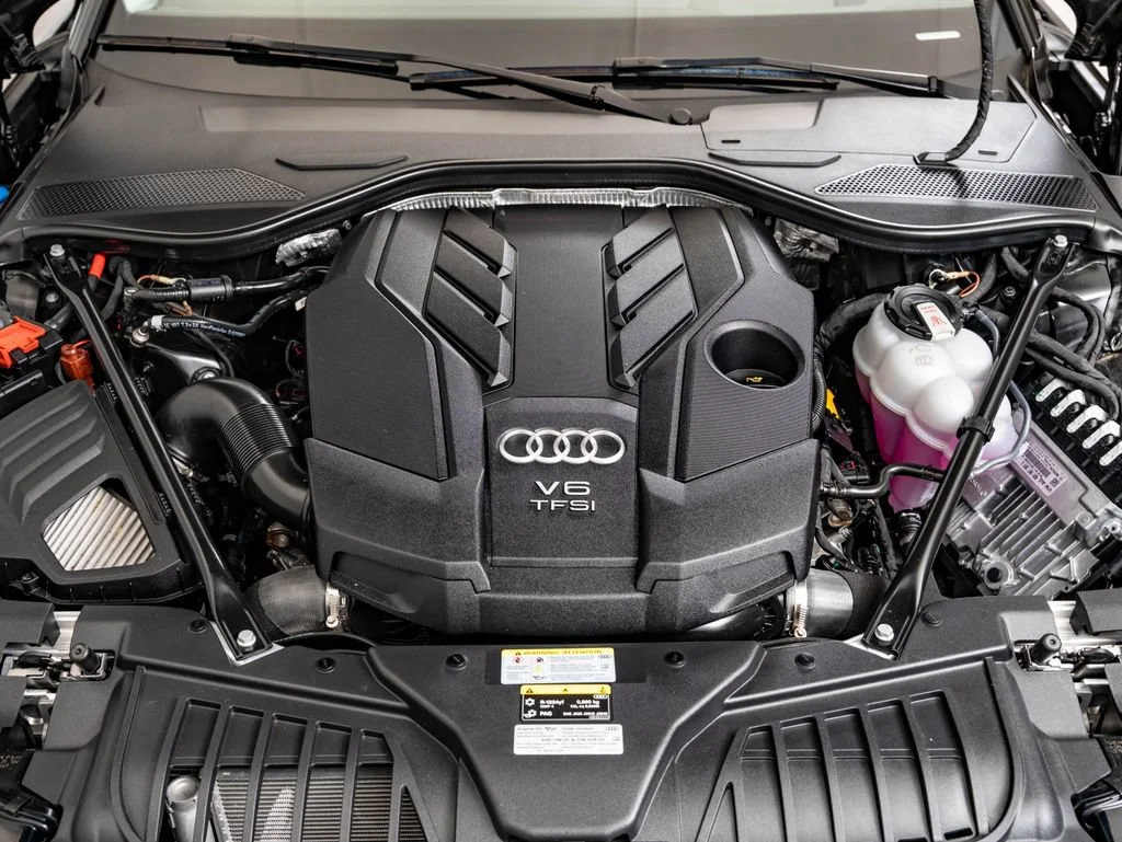 Certified Used 2025 Mythos Black Metallic Audi L 55 image 50