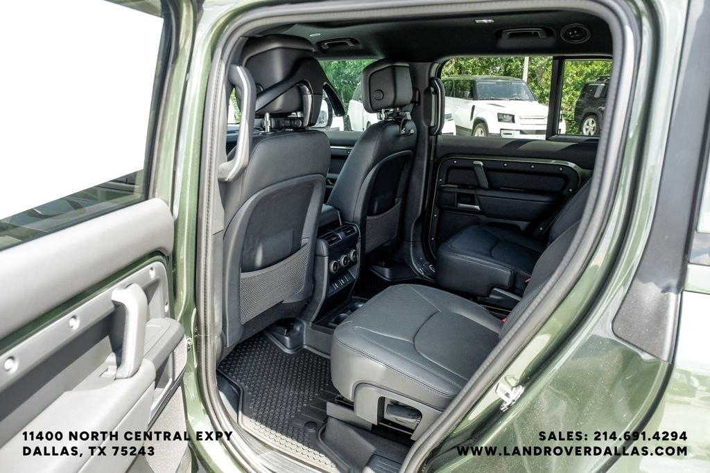 New 2026 Woolstone Green Metallic Land Rover X-Dynamic SE image 49