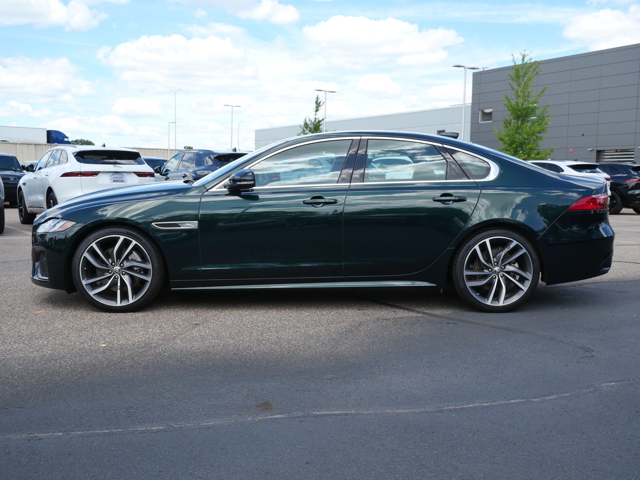 Used 2024 Jaguar XF R-Dynamic SE with VIN SAJBL4GX7RCY94098 for sale in Minneapolis, Minnesota