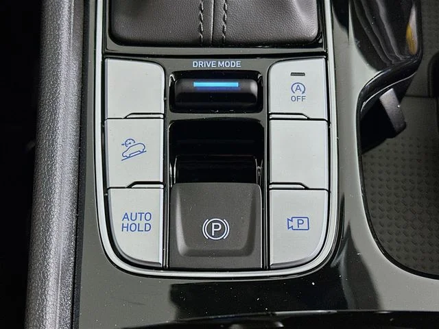 New 2026 Hyundai TUCSON SEL
