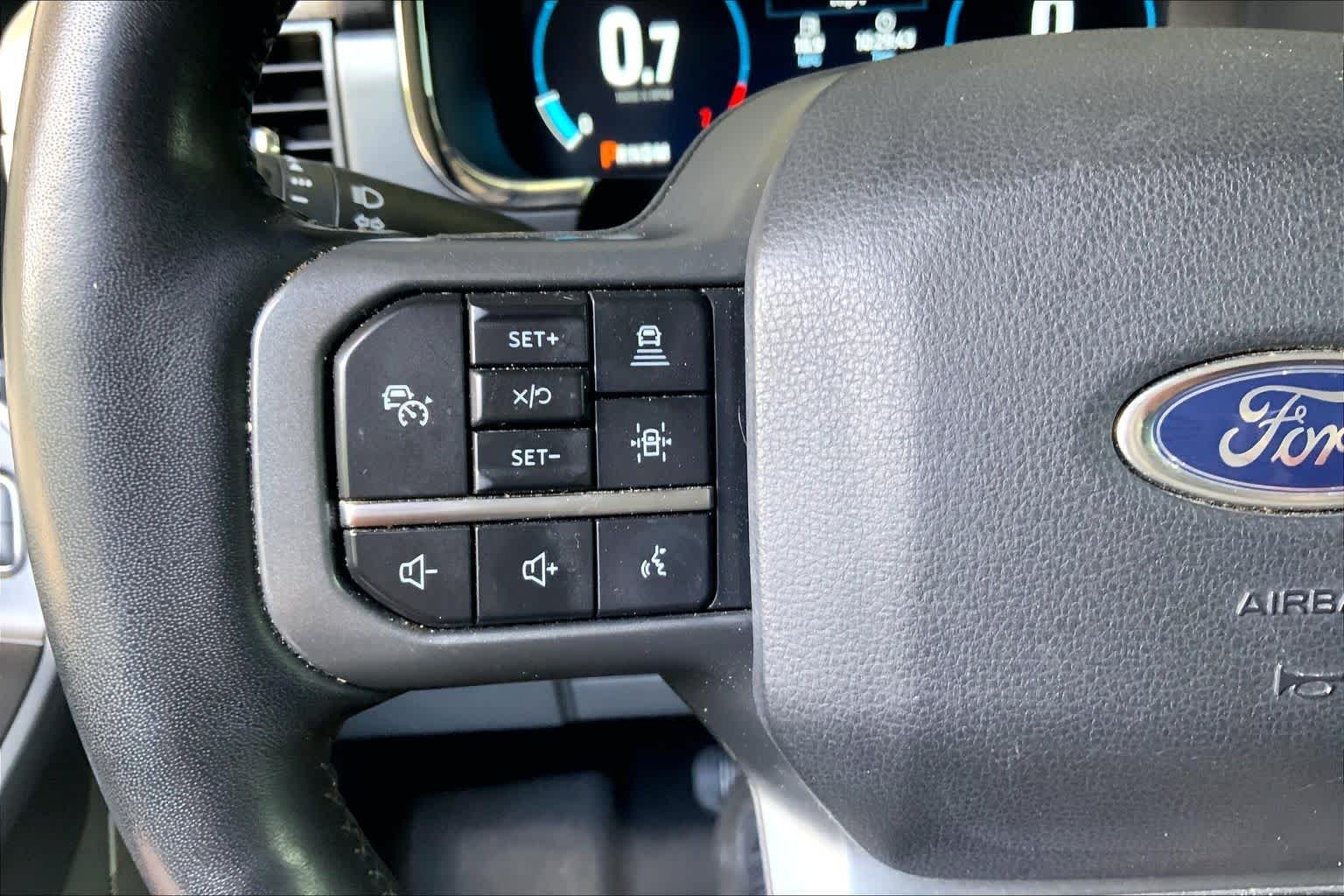 Used 2022 Star White Ford LARIAT image 24