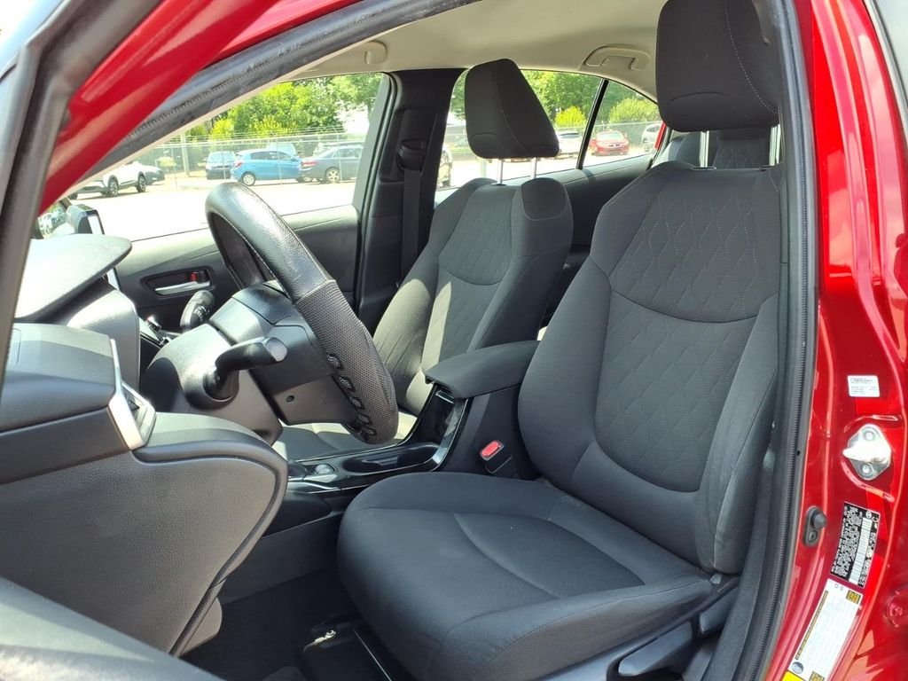 Used 2020 Barcelona Red Metallic Toyota LE image 2