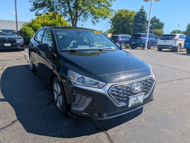 Used 2020 Black Noir Pearl Hyundai Blue image 7