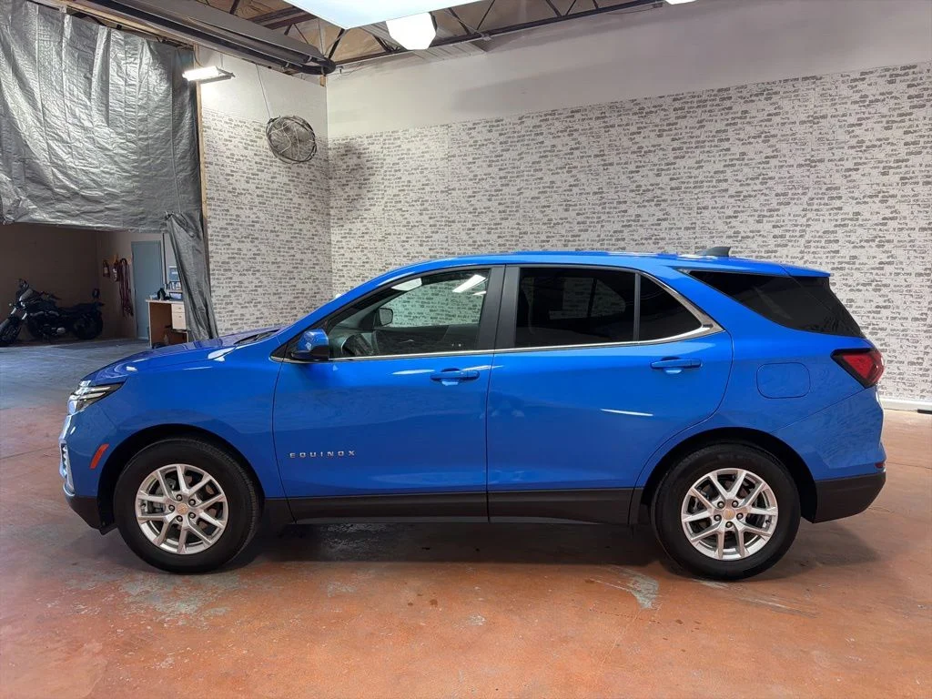 Used 2024 Blue Chevrolet LT image 4