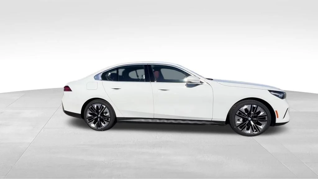 Certified Used 2026 White BMW 530i xDrive image 18