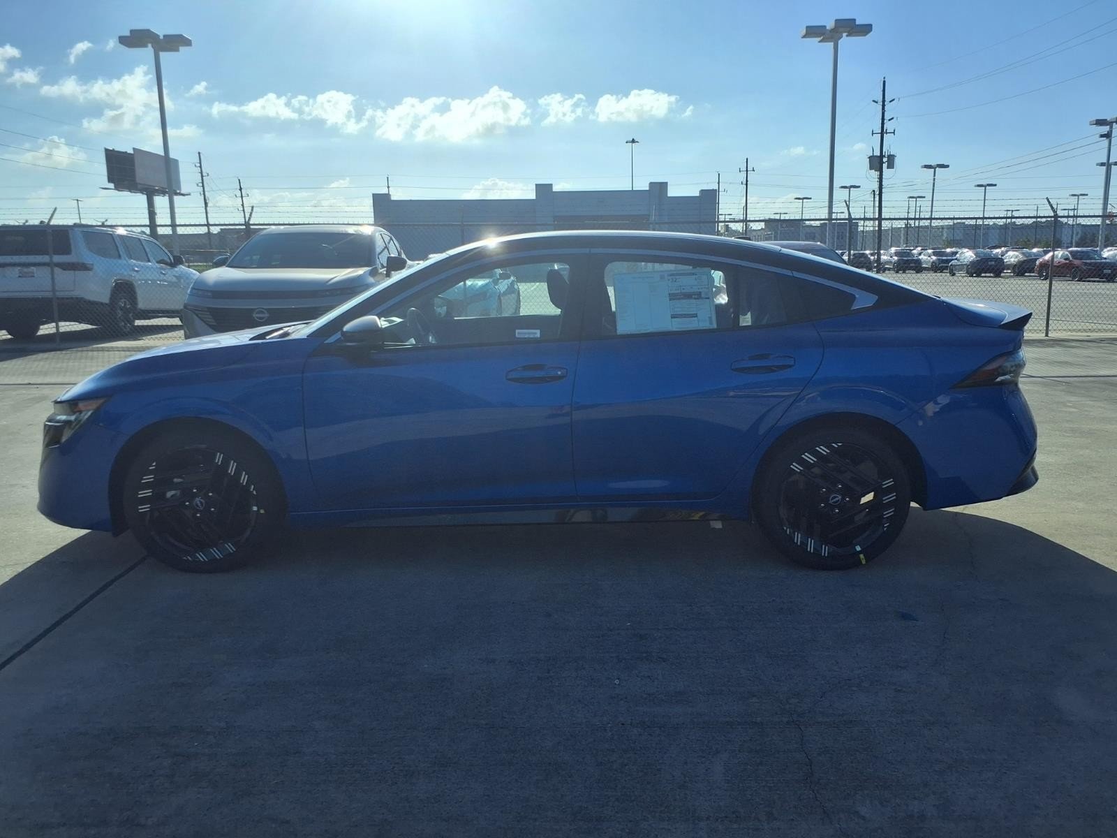 2027 Nissan Sentra photo 10 of 24