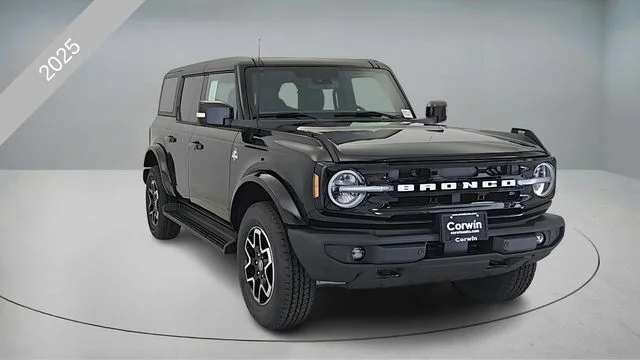2025 Ford Bronco Outer Banks 4x4's photo