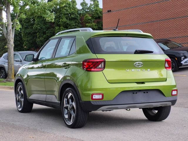 Certified Used 2023 Green Hyundai SEL image 5