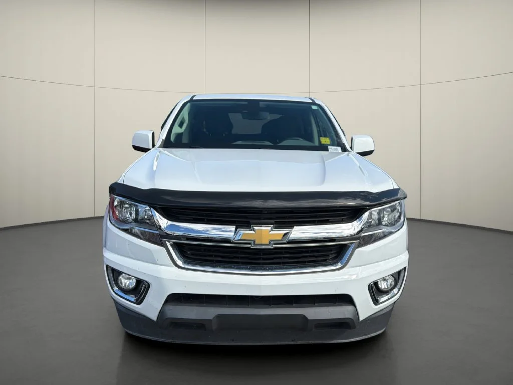 Certified Used 2018 SUMMIT WHITE Chevrolet 2WD LT image 2