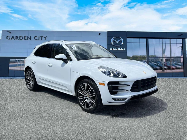 2015 Porsche Macan Turbo