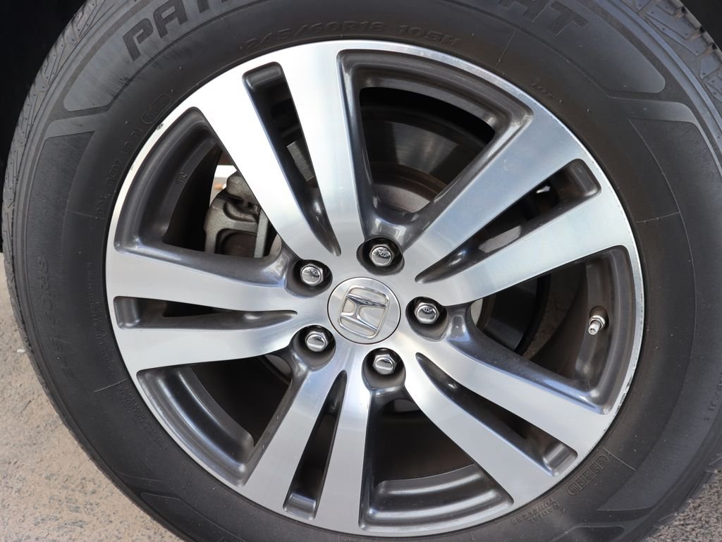 2017 Honda Pilot EX-L - Photo 18