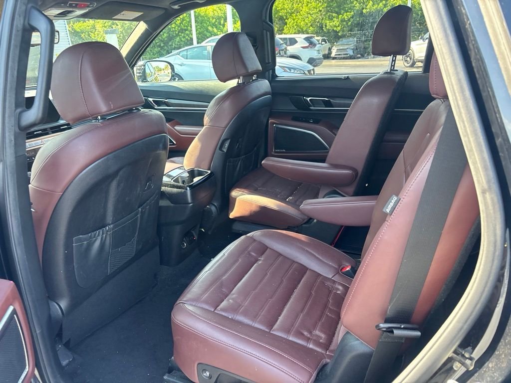 Used 2023 Black Kia SX-Prestige image 14