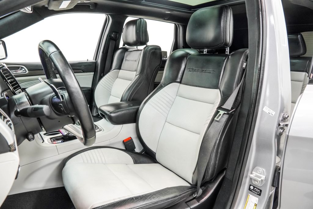 Used 2021 Silver Jeep Trackhawk image 15