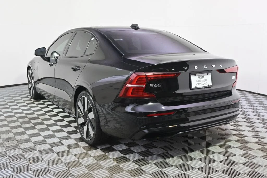 Used 2023 Black Volvo Plus Dark Theme image 4