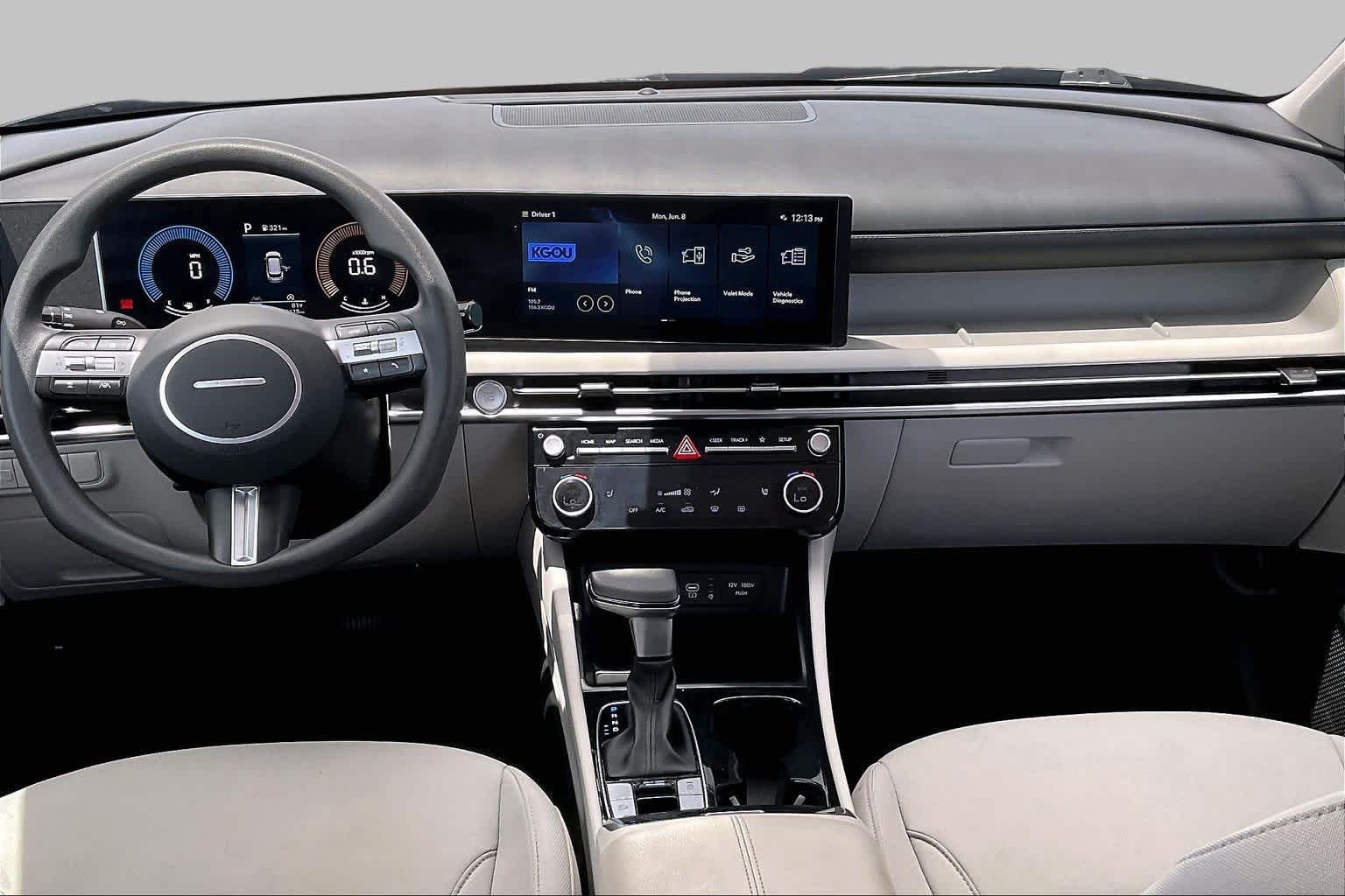 Used 2025 Phantom Black Hyundai SEL image 15