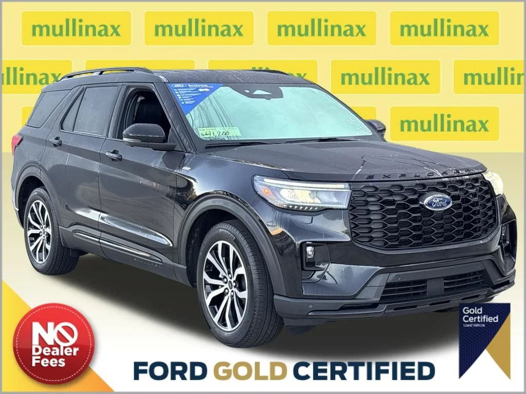 2025 Ford Explorer ST-LINE RWD (PL535)'s photo
