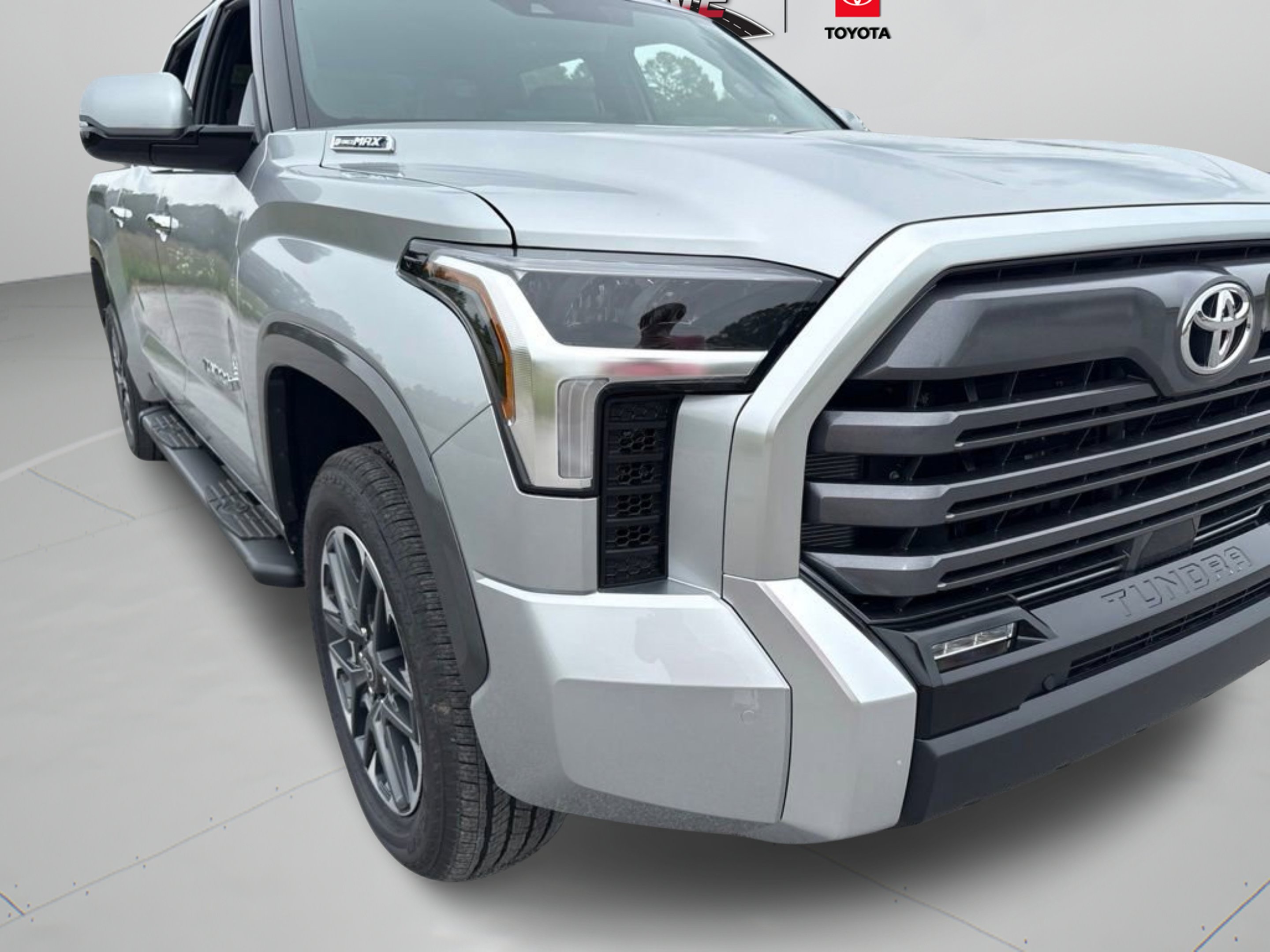 2026 Toyota Tundra Limited - Photo 44