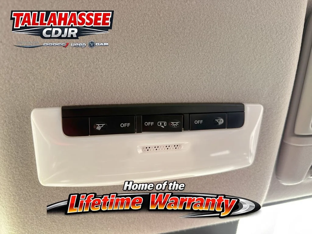 Used 2025 Super Black Nissan 1.6 S image 19