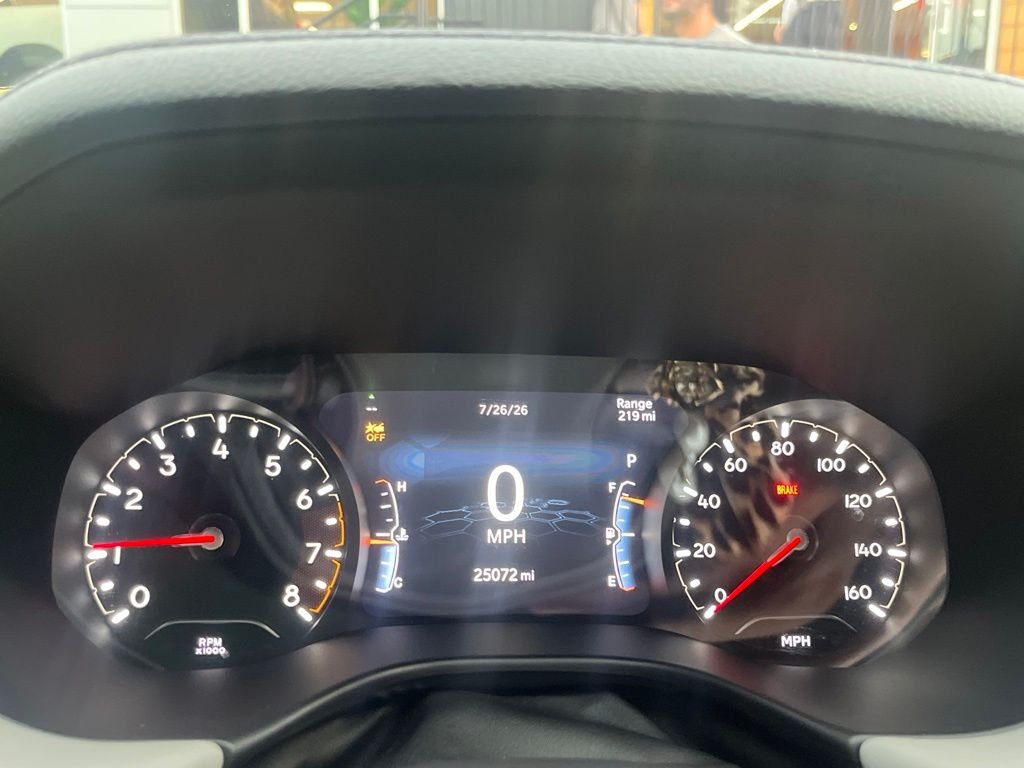 Used 2023 White Jeep Limited image 2