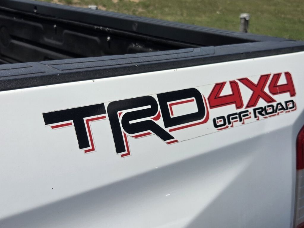 2017 Toyota Tundra SR5 - Photo 9