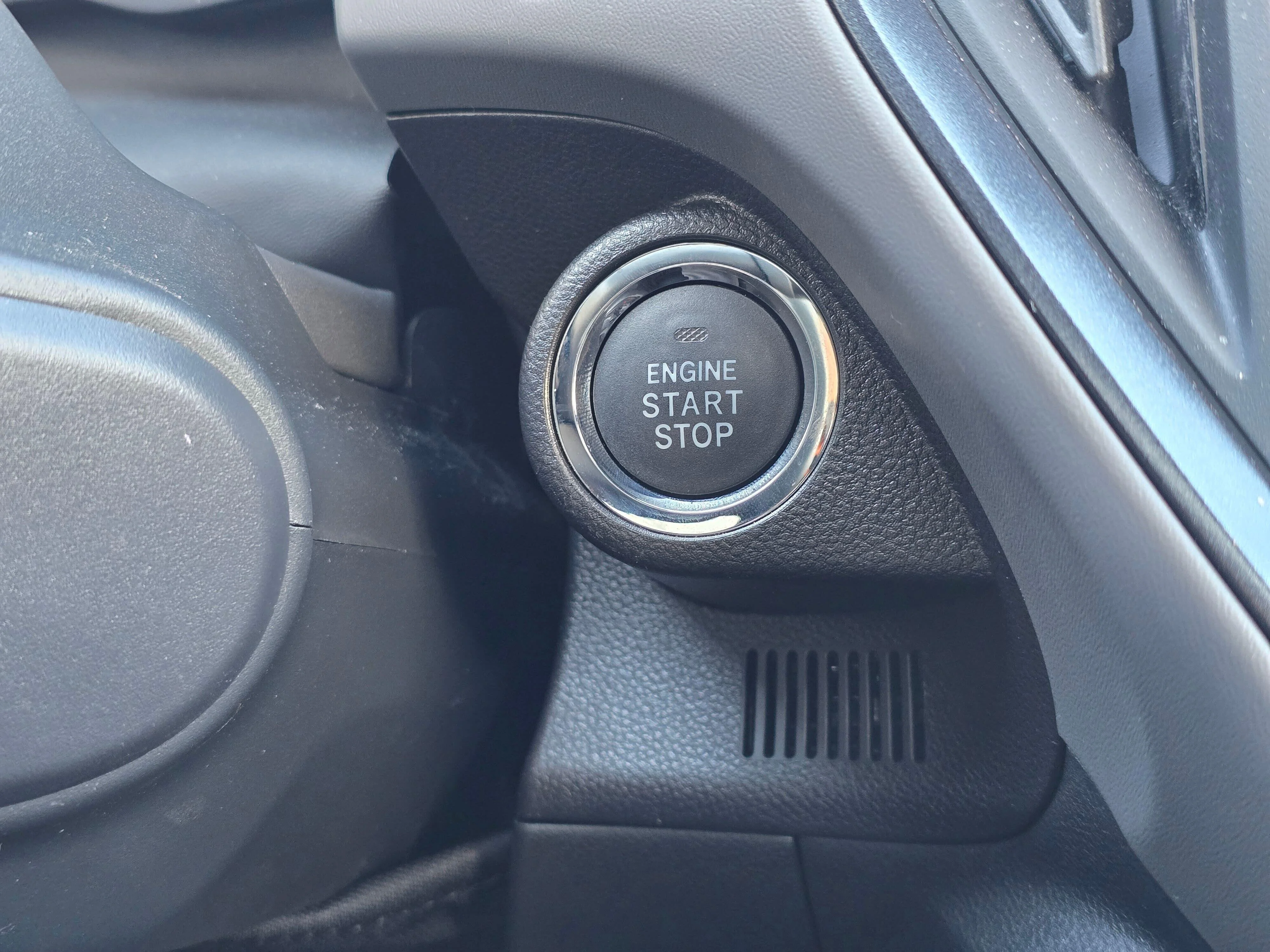 Used 2025 Sapphire Blue Pearl Subaru Wilderness image 23