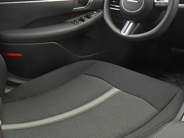 New 2026 Blue Hyundai SE image 36
