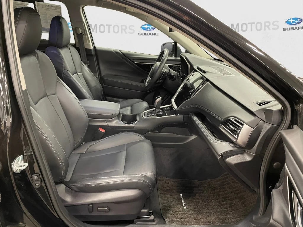 Used 2025 Crystal Black Silica Subaru Limited XT image 15