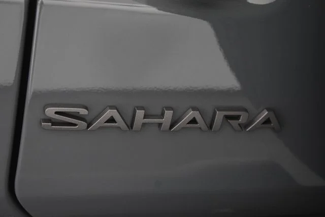 New 2026 Anvil Clear-Coat Exterior Paint Jeep Sahara image 17
