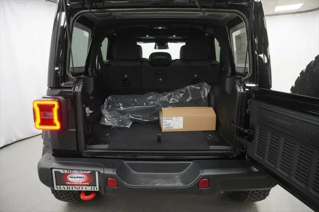 New 2026 Black Clear-Coat Exterior Paint Jeep Rubicon image 31
