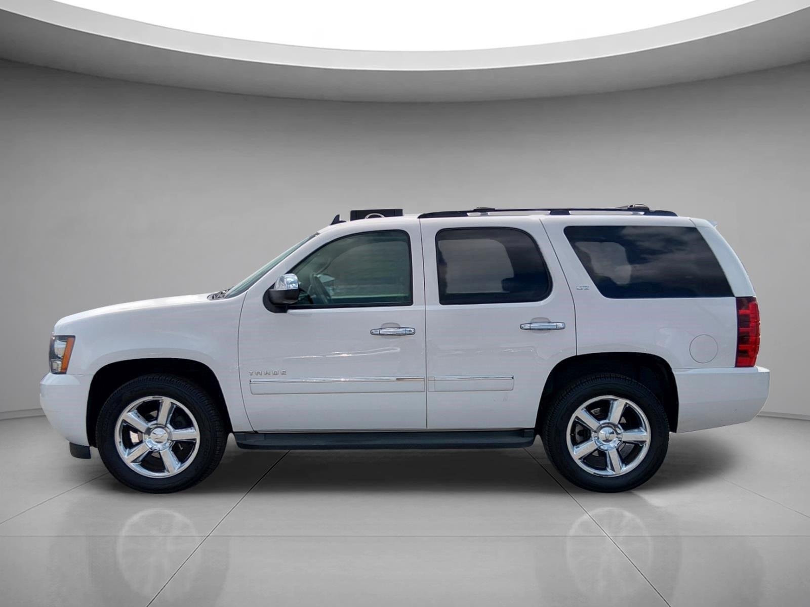 Used 2013 Summit White Chevrolet LTZ image 2